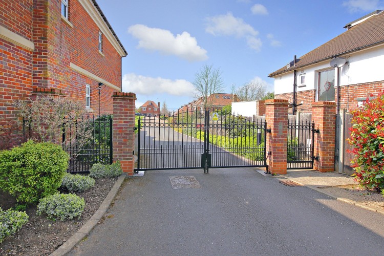 View Full Details for Bramley Close, Mill Hill