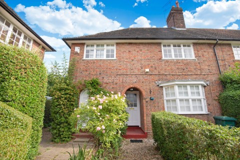 Midholm Close, Hampstead Garden Suburb