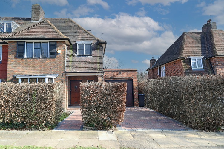 View Full Details for Widecombe Way, Hampstead Garden Suburb