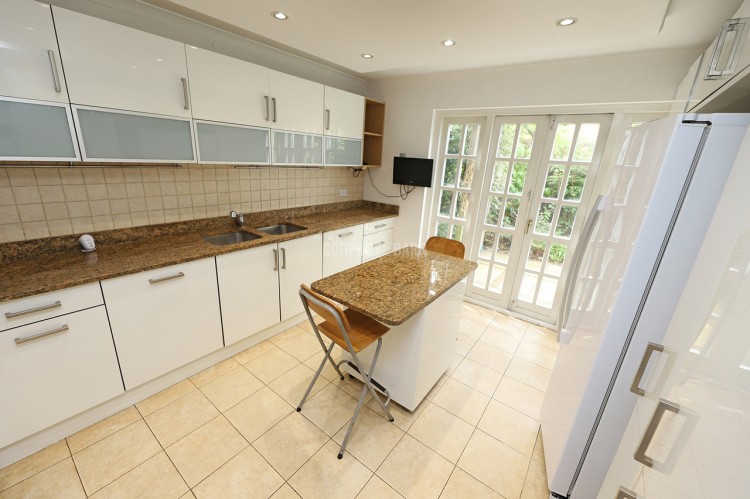 View Full Details for Elsinore Gardens, Golders Green borders, Cricklewood