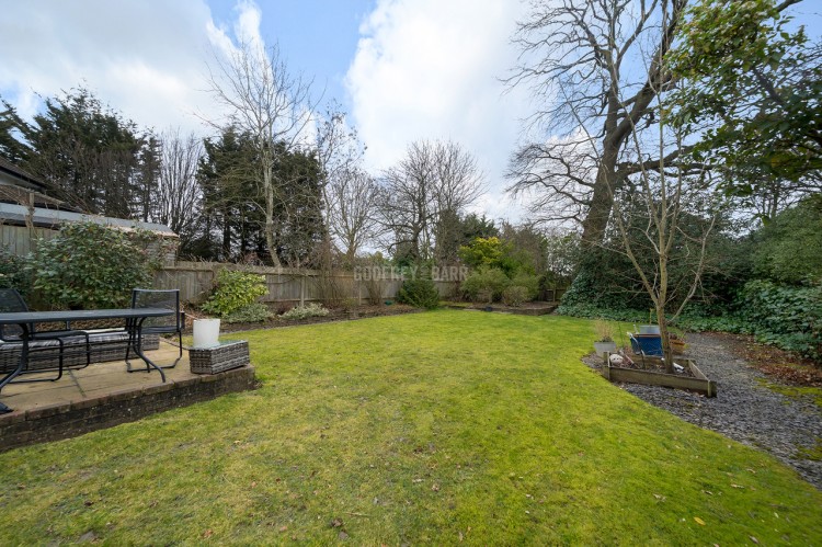 View Full Details for Russell Grove, Mill Hill