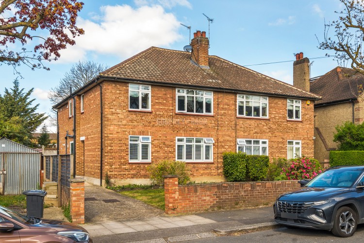 View Full Details for Byron Court, Byron Road, Mill Hill