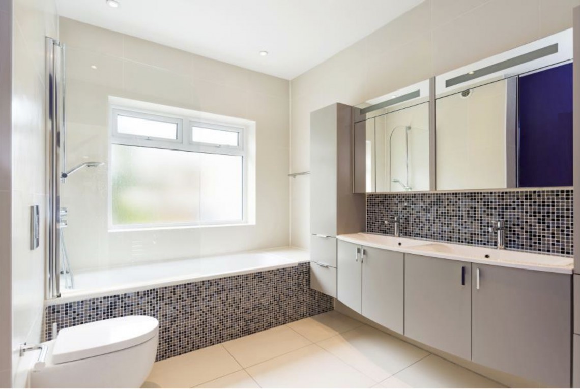 Images for Kinloss Gardens, Finchley