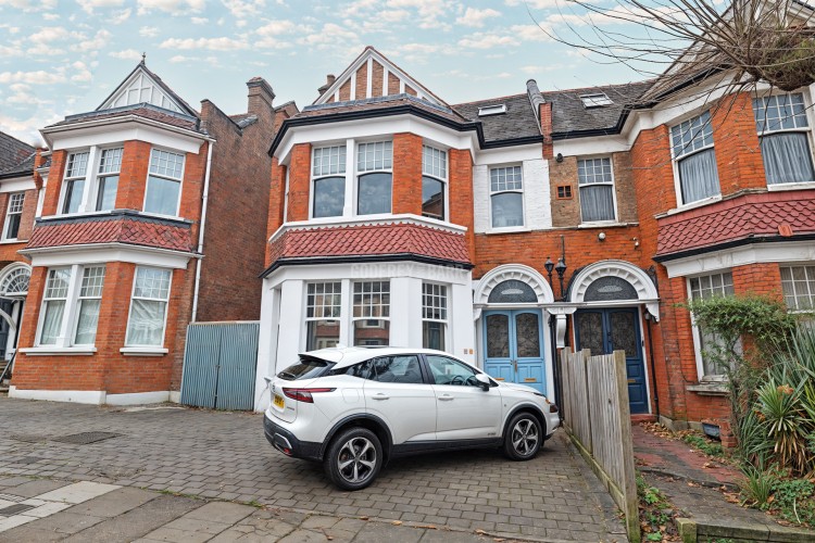 View Full Details for Dollis Park, Finchley