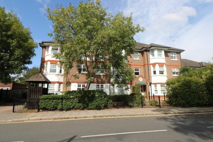 View Full Details for Victoria Road, Mill Hill