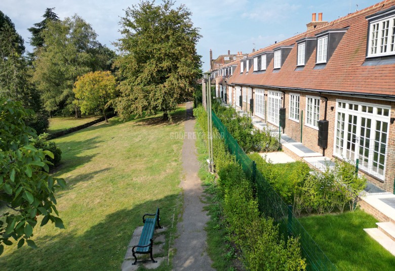 Bute Mews, Hampstead Garden Suburb