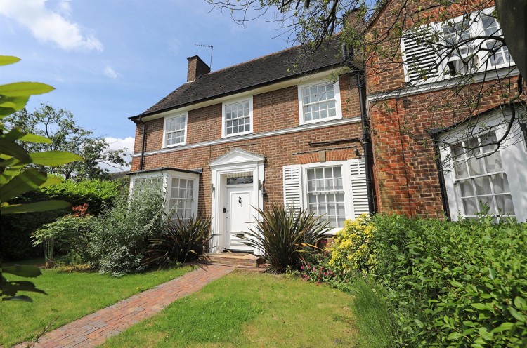 View Full Details for Gurney Drive, Hampstead Garden Suburb