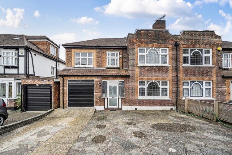 View Full Details for Abbots Gardens, East Finchley