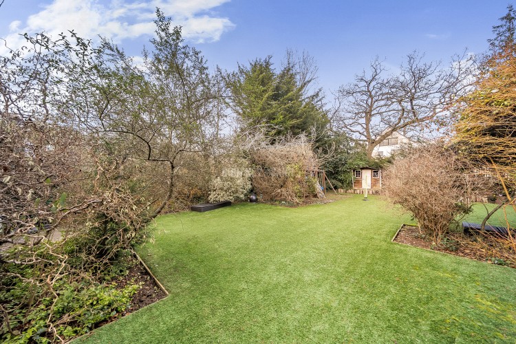 View Full Details for Holmdene Avenue, Mill Hill