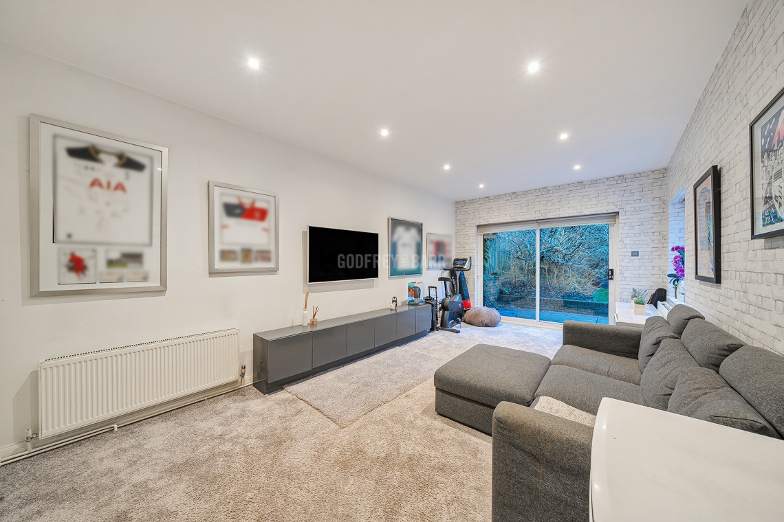 Images for Holmdene Avenue, Mill Hill